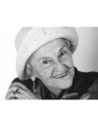 obrázek zesnulého: „Zita Kabátová, 1913 - 2012“